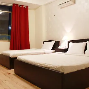 Koniko Backpackers Hostel *