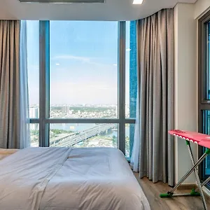 Land Mark 81 Aparthotel