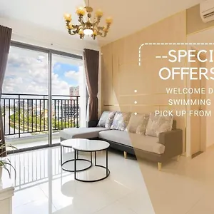 Lyn's Home-river Gate- Pool- Gym-pick Up *
