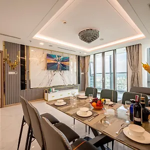 Landmark 81 Condotel Garden Bay Apartment Ho Chi Minh City