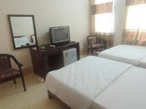 Nam Phuong Hotel 2*