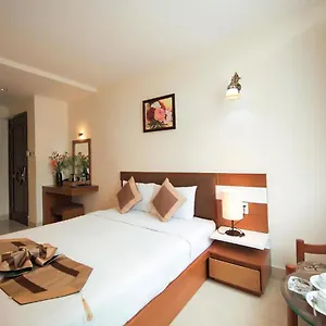 Hotel Valentine Boutique - 29 Bui Vien Street 3*