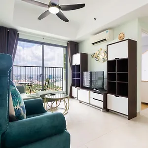 The Opera Apartment *