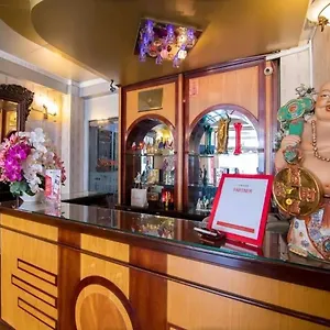 Tan Hoang Long Hotel