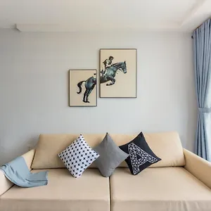 Chau - Infinity Pool- Ben Thanh Apartment Ho Chi Minh City