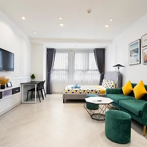 Saigon Royal - Spacious D4 - Hana 06 Apartment