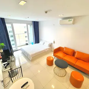 Sky Center Near The Airport Ho Chi Minh City