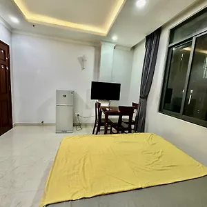 324f Ly Thuong Kiet Quan 10 Apartment *