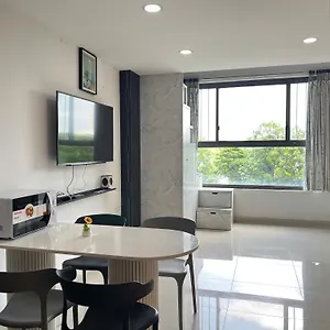 Apartment Duplex Botanica Premier - Nearby Airport Free Pool Gym *