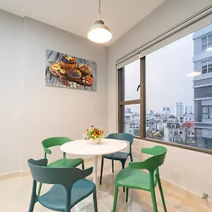Blue Haven - Free Pool In D7 Sunrise View - Hana Apartment Ho Chi Minh City