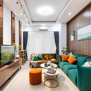 New Premium 5brs 4wc Local House Centre Town Holiday home Ho Chi Minh City