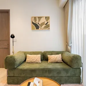 Opera 1br The Metropole D2 River View