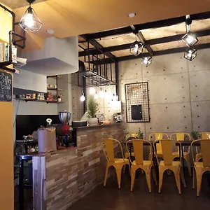 Budget Hostel *