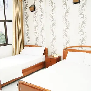 Tran Chau Hotel *