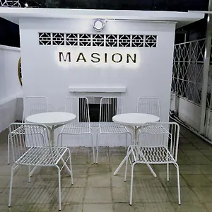 Masion *