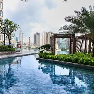 Sun - Millennium Spacious Aparts, Pool And Location