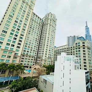 Spacious Penthouse Near Landmark 81
