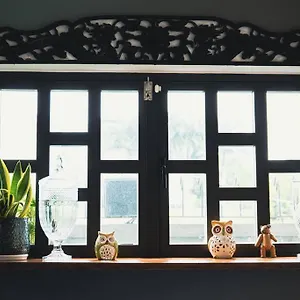 Maison Khu Vuon Nhiet Doi
