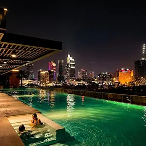 Metropole Luxury 96 Gym City Center, Infinity Pool *