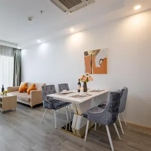Apartment Center New *