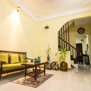 Homestay Moonie House Saigon - In Cbd, Cool Ac, Free Laundry, Free Drinking Water *