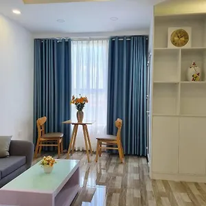 Ho Cao Cap Gan San Bay Ho Chi Minh City