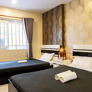 Homestay The Local Bui Vien Walking Street