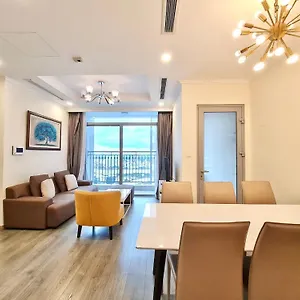 2 Bed At Landmark Plus - Vinhomes