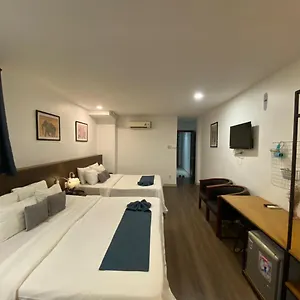 Hoang Phi Pham Ngu Lao Hotel 3*