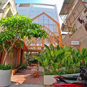 Hostel Neru & Coffee Ho Chi Minh City