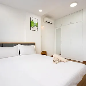 Big Two Bedrooms At The Center Apartment
