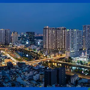 The Heart Of Saigon - Soho Apartment