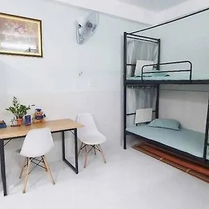Homestay Thanh Long & Dorm *
