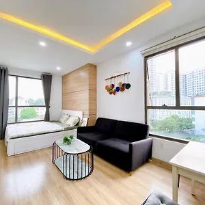 Apartment Ho 2 Cua So, Gan San Bay