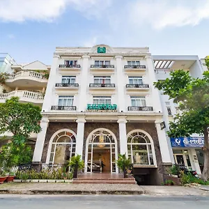 Collection O Emerald Luxury - Near Secc