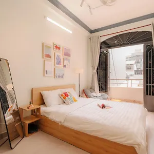Homestay Elysian *