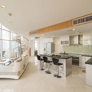 Luxury Penthouse Soho *