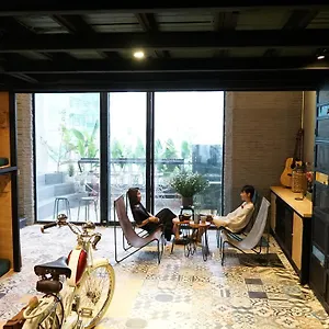 Lela Homestay Saigon 3*