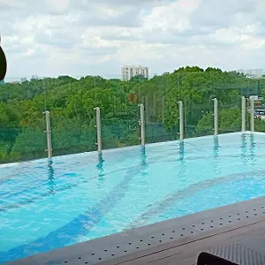 Five Star Near Airport *