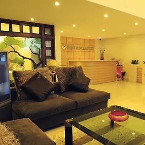 Apartment Golden Globe *
