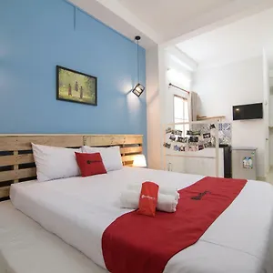 Reddoorz Near Gem Center 2* Ho Chi Minh City