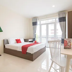 Reddoorz Near Xo Viet Nghe Tinh Street Hotel 2*