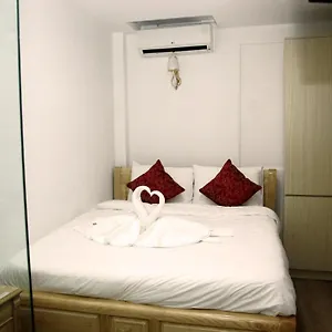 Hotel Mekong Saigon 2*