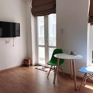 Crown Apartment *