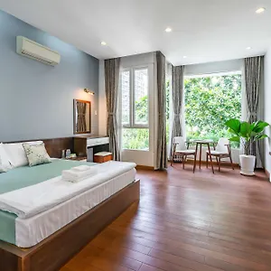 Zeta Homestay *