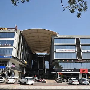 Hotel Royal Residency 2*