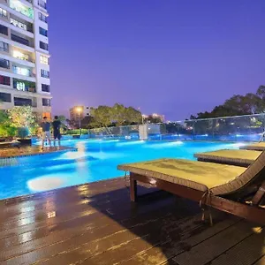 The Everich Infinity 290 Adv Apartment *