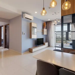 Lum Service Apartment *