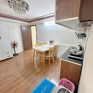 Gem's House- Balcony With Riverside View