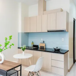Spacious 1br Private, Sleek & Cozy Escape Apartment *